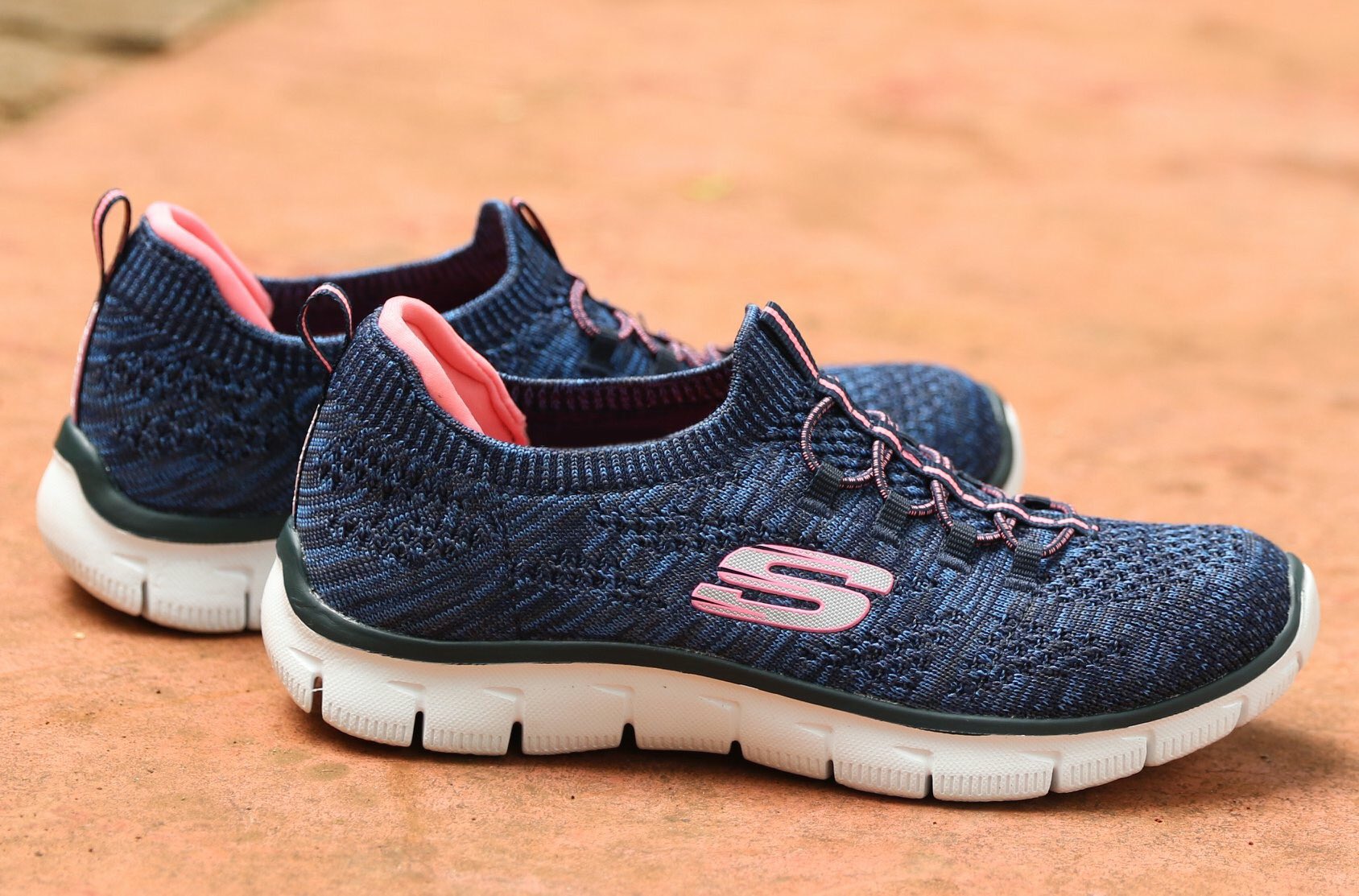 Skechers memory sales foam 2018