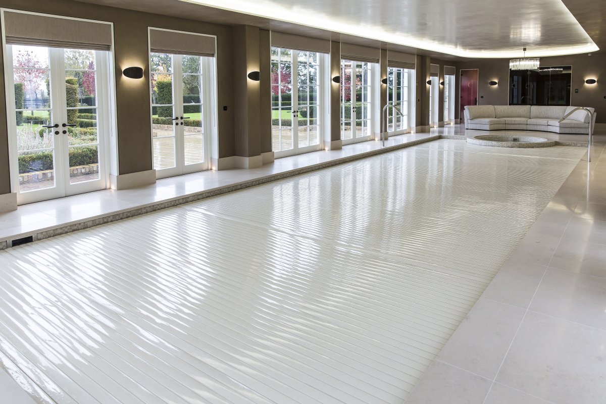 OceaUK's tweet image. Not only does the Ocea pool cover help to minimise running and maintenance costs, it also provides an added safety element by closing off the pool when it is not in use.Get in touch to find out more.
#ocea #oceapoolcovers #poolcovers #poolbuilders #londonswimmingpoolcompany