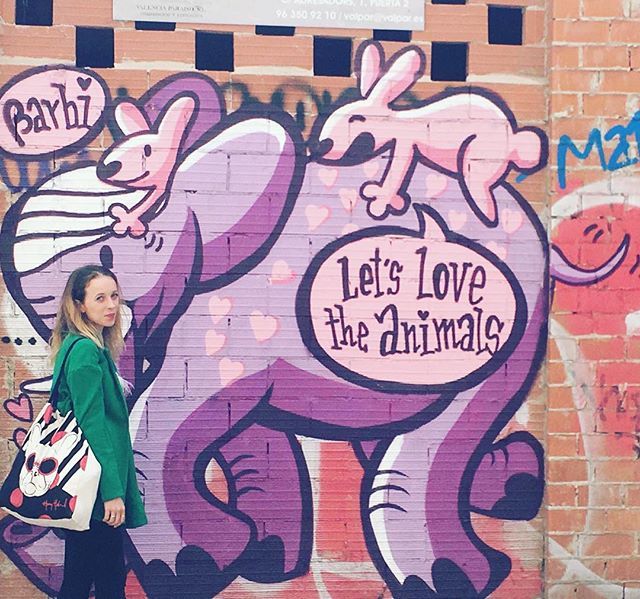 Valencia 💜💜💜#remoteworking in style 💅🏻