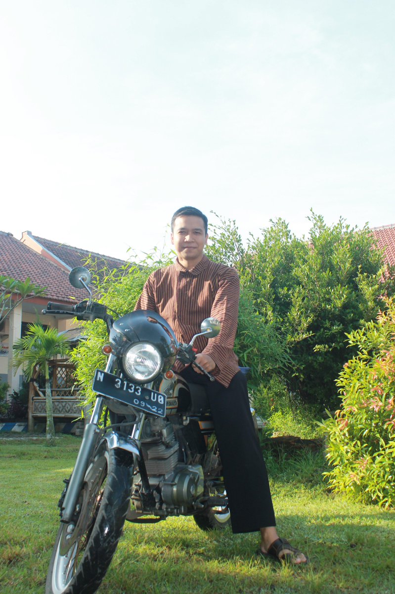 FebrarHage's tweet photo. pedadines #cb #cbindonesia #motorcb #antik #jadul #motorhonda https://t.co/jaY0H7YgHb