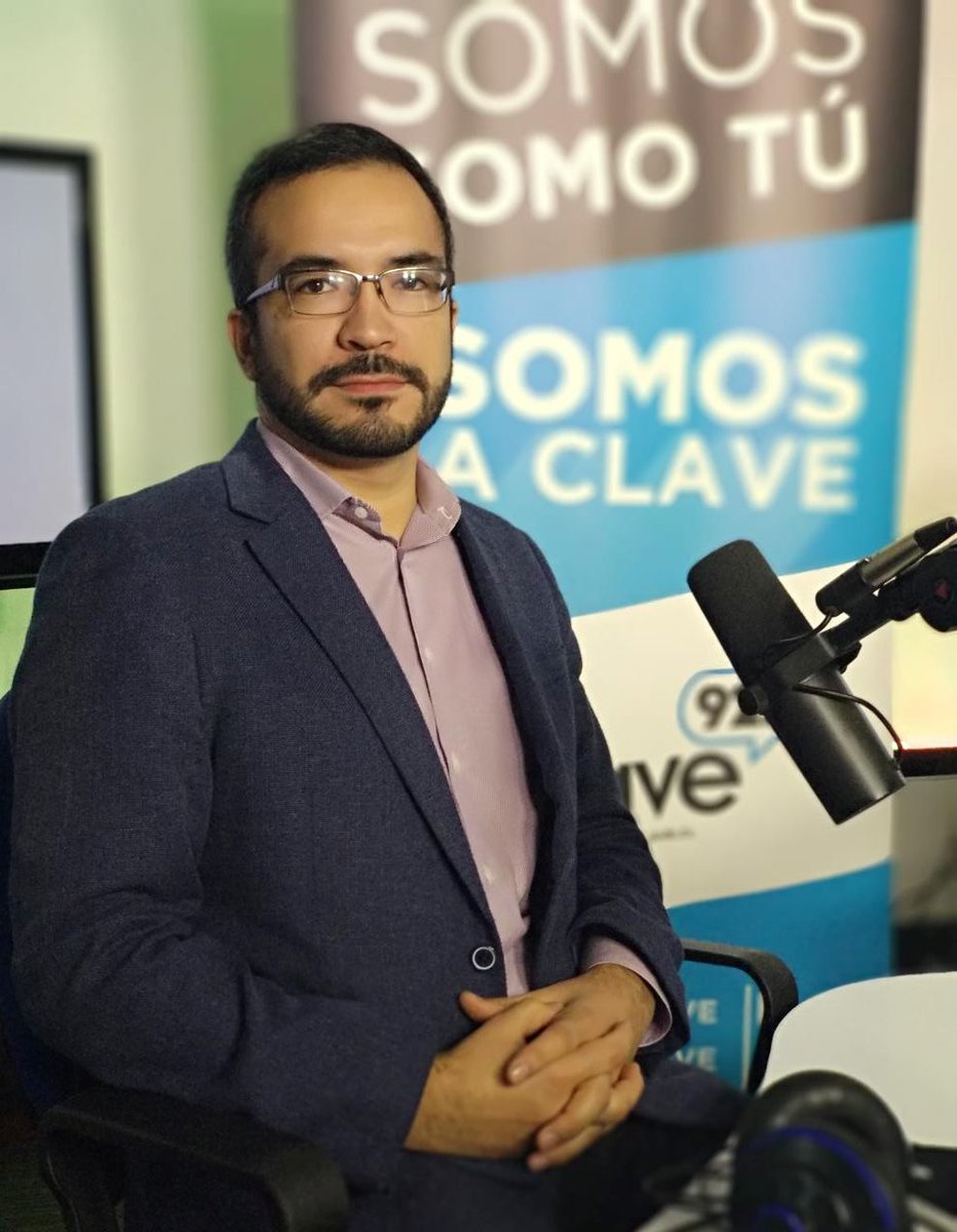 En #CombinacionClave nos visita Ernesto Riffo (<a href="/eriffoe/">Ernesto Riffo E</a>), del <a href="/ObConstituyente/">ObConstituyente</a> sobre el informe del #ProcesoConstituyente. Escúchalo en la 92.9 FM🎙

🌐radiolaclave.cl