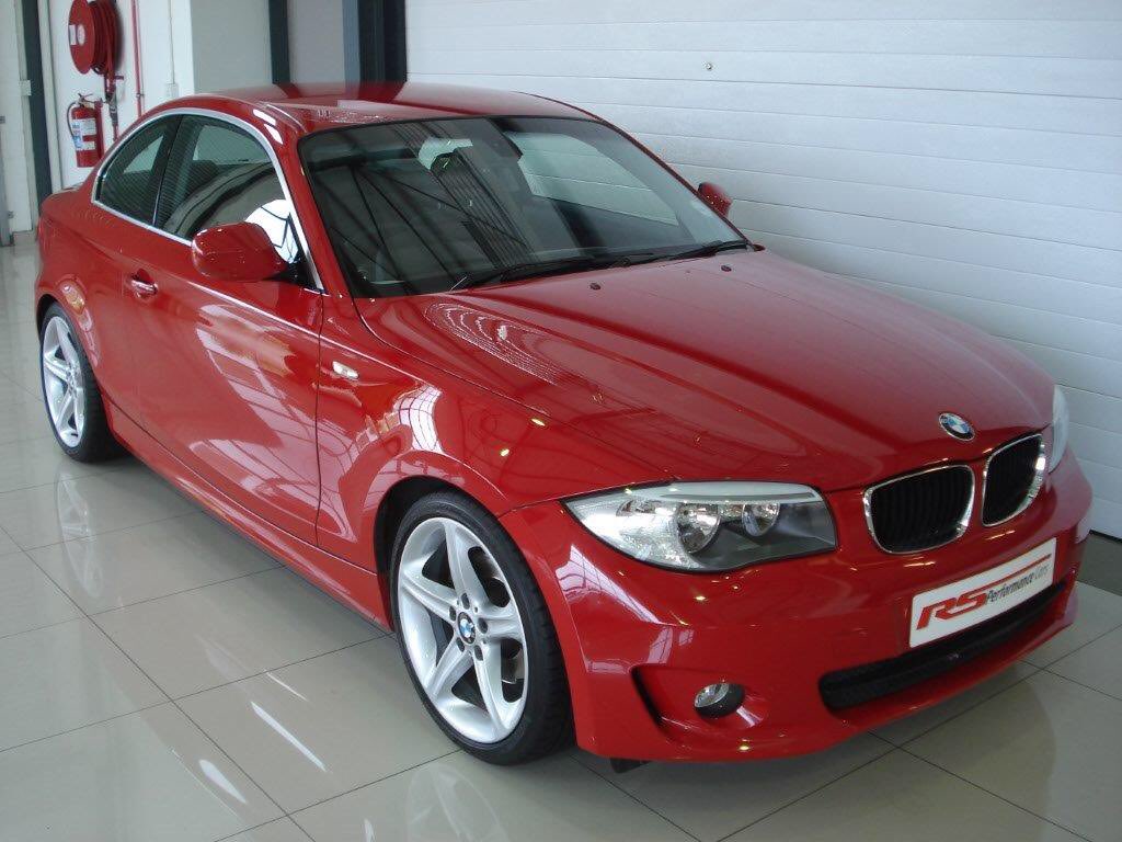 RSPCars's tweet photo. 2011 #BMW #125i Coupe A/T. Clean one-owner car with 129,000 km and FFSH. Extras incl. M Sports Suspension, shift paddles &amp; 264-style wheels. Selling for R189,000. https://t.co/hl6nkCdSlt