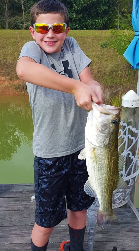 _Darcizzle_'s tweet photo. Nice catch Jacob! Thanks for sharing...don't forget I RT for kids and ladies that fish...just tag me! #fishing #bassfishing #pig https://t.co/9wJAqf5iwv