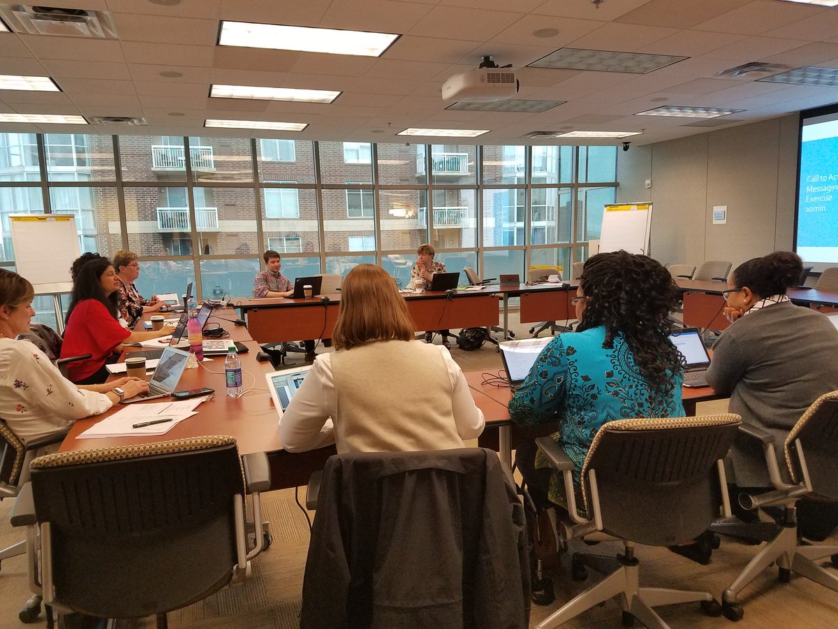 Off to a great start in #atlanta, for the in-person meeting with the #cccnp national partners engaged in comprehensive cancer control - increasing #hpvvaccination,  #ColorectalCancer screening, improving #healthybehaviors in #cancersurvivors and sustaining coalitions!!