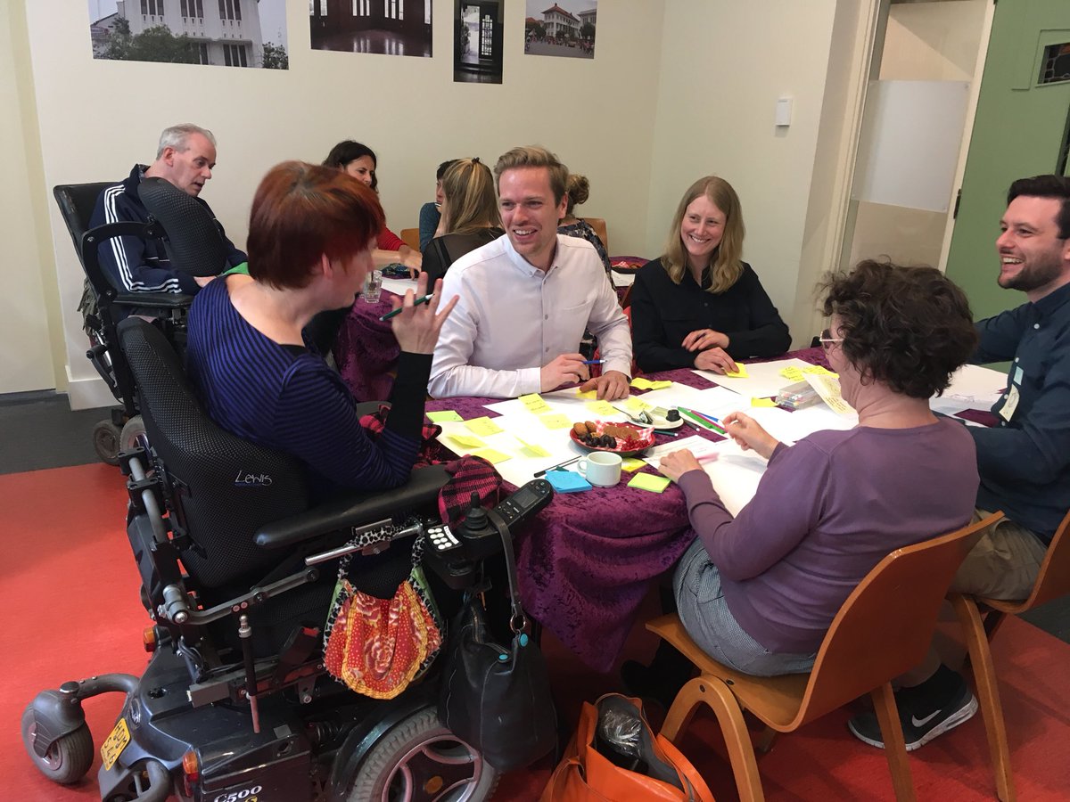 DFHumanity's tweet image. Vandaag werken we in Museum t Schip aan het concept de zorg au-pair. Hoe richten we 24-uurs zorg in? #Designsprint #zorgaupair @AmsterdamNL