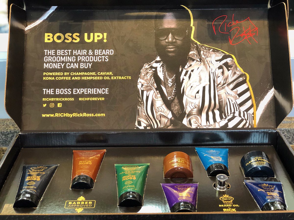 Savage_G0at's tweet photo. #BossUp Pre-Order your #VipCase TODAY!!! https://t.co/DHTvUsWwgl #RICHbyRickRoss https://t.co/qbyK2YZ5B8