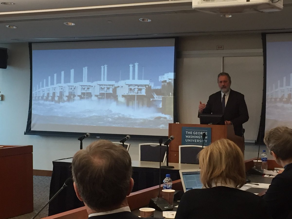 Strong remarks from Dutch Ambassador to USA @henneschuwer - “If we go to war over something as trivial as oil, we will surely go to war over something as vital as water,” but “we can prevent these wars over water.” @MarcusKingGW <a href="/CntrClimSec/">Center for Climate & Security</a> <a href="/ElliottSchoolGW/">The Elliott School</a> <a href="/NLintheUSA/">Netherlands Embassy in the US 🇳🇱🇺🇸</a>