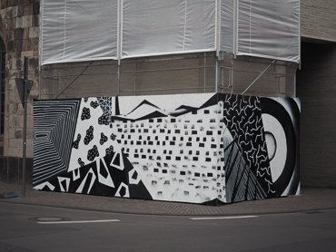 Street Art am Bauzaun  der Westfassade von Kolumba #cityMW #MuseumWeek