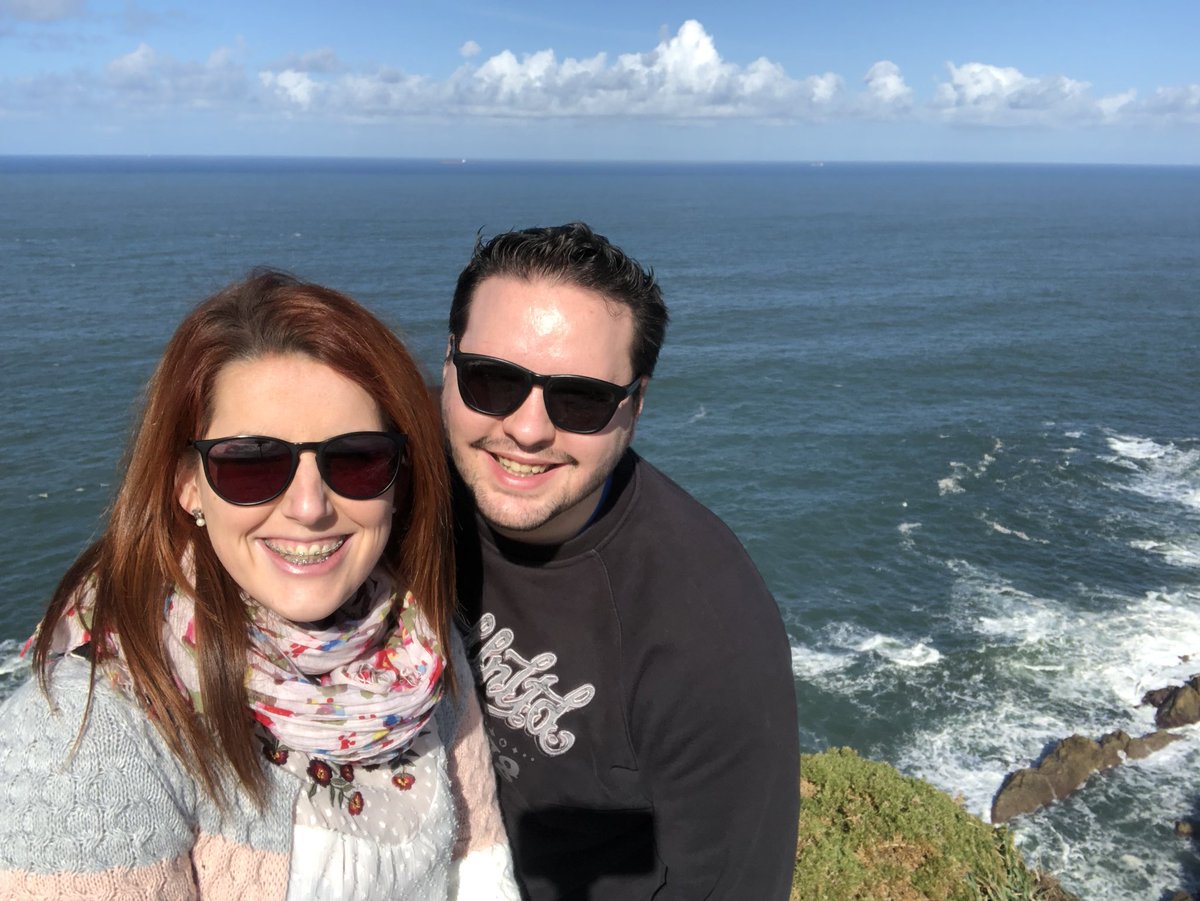 #Zapeando1102 pues en nada ya 2 añitos!!! Pero parecemos un matrimonio jejeje #loveisintheair