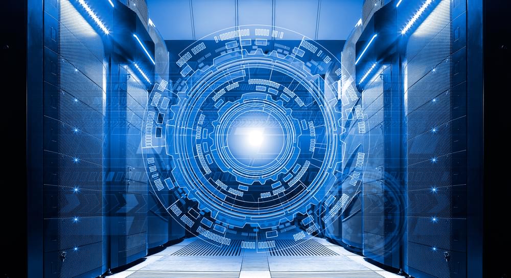 OracleCloud's tweet photo. @Chris_Skinner, #fintech titan, shares a recap of all the moments that happened at the latest #emergingtechnologies #OracleChat: https://t.co/n6MEtythmY https://t.co/LVCnZepW3Z
