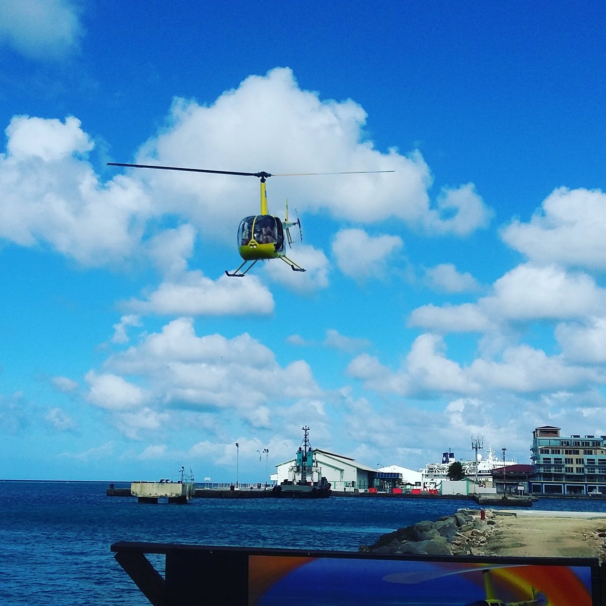 Make reservations now for the best way to enjoy the island of Aruba HeliTours Team 🚁