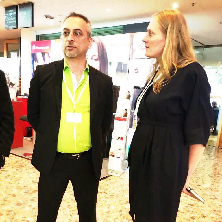 MSpiessl's tweet image. Wir freuen uns über die Interesse auf der #EHIKARTE  und erklären immer gerne, warum die #digitalpayments Lösungen von @syngenio &amp;amp;   @ZIIB_bargeldlos anders sind!