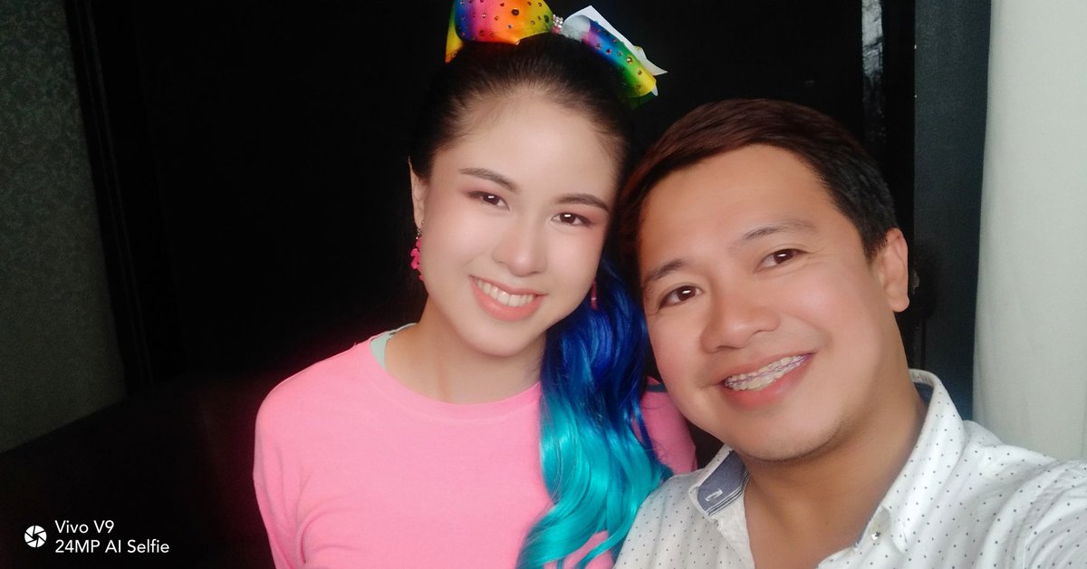 ChikkanessAve's tweet photo. with my dearest #KissesDelavin na mas lalo kong minamahal everytime i get the chance to talk to her #WalwalSetVisit https://t.co/Tx1SIlGiQn