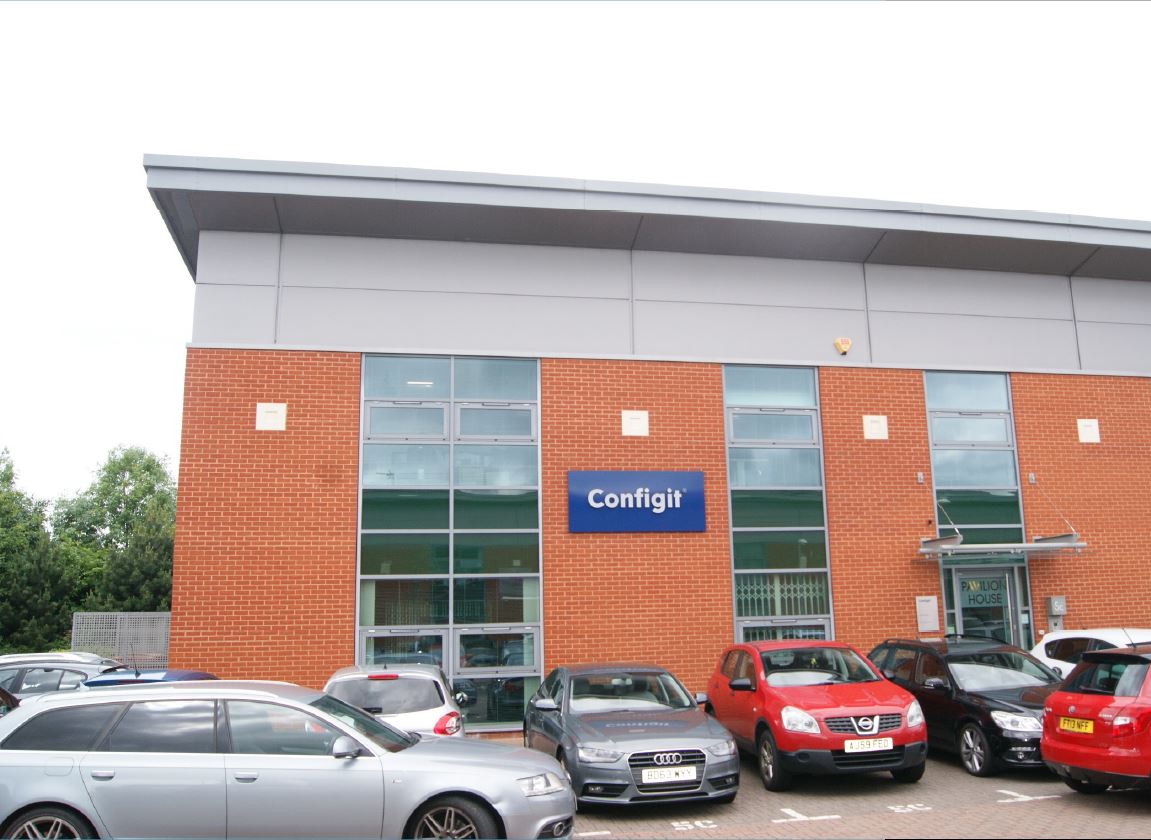 ehB_Commercial's tweet photo. We've helped a company specialising in the production of high-precision machine tools set up its Midlands operation.

@GeoKingsbury has leased a two-storey office at Tournament Court in #Warwick.

Full details here >>> https://t.co/se4i3OelU8 

#CommercialProperty #ehBCommercial https://t.co/bDroooZz2U