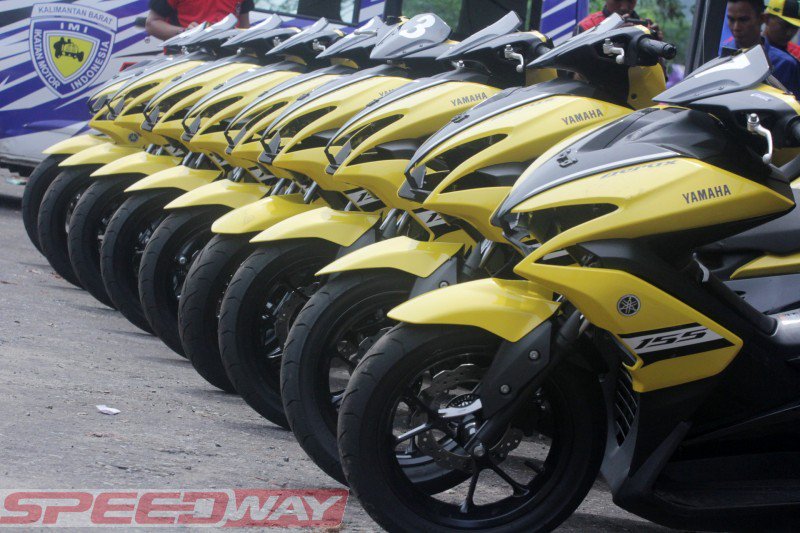 speedwayID's tweet photo. YCR Singkawang 2018: Loyal Support Ajang YCR IRC Ciptakan Ban Khusus Kelas Aerox   https://t.co/AHRMGsBxRC https://t.co/4SciGfCYjU