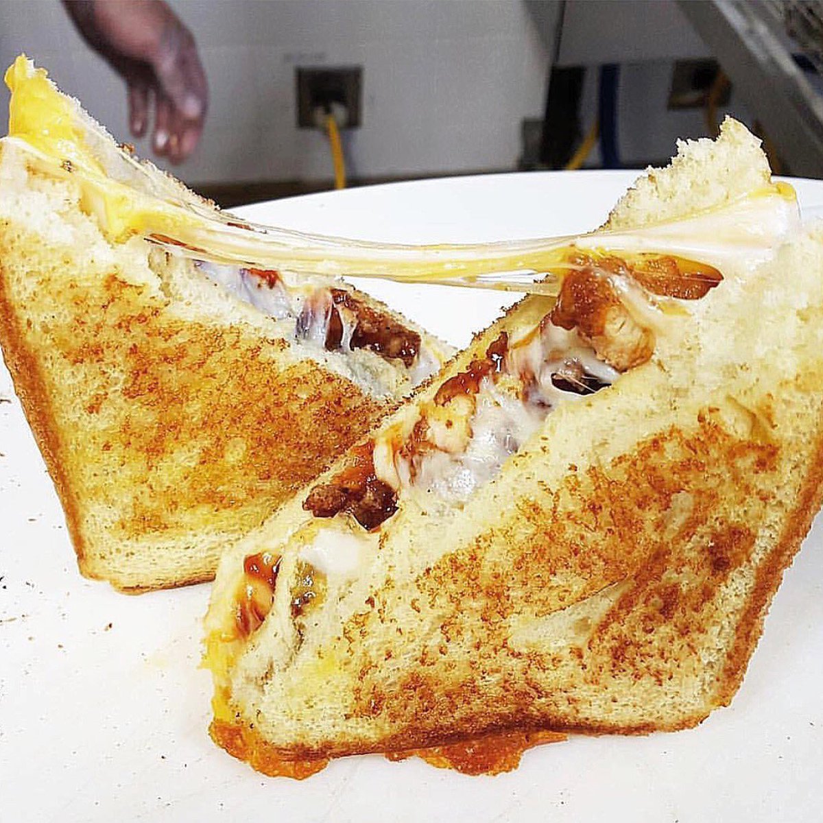 Cheesies_Truck's tweet photo. #TenderizerTuesday
📍Wacker & Adams
⏰11:30-1:30 https://t.co/clakbX5S5S