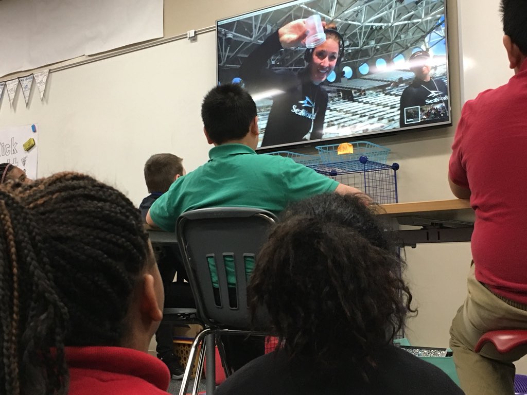 LindseySickler's tweet photo. @MrsTayBroadus’ students are hanging out with @SeaWorld and @MorganSheaRicke this morning! What a cool experience! https://t.co/fQ572LQELc