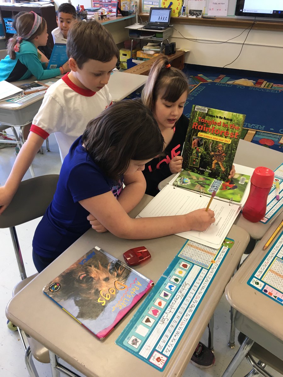 MissReidGr2's tweet photo. Enjoying the first stage of research in our PBL! Picture walking and making inferences about our habitats. https://t.co/ILpEvqpRID