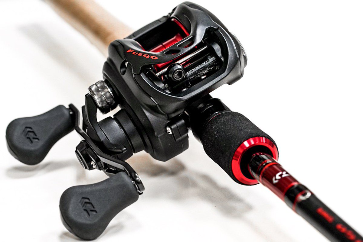 DaiwaUSA's tweet photo. Want to win a new Fuego CT AND a Fuego Rod?
LIKE this post, Retweet and TAG a buddy in the comments for your chance to win. 
Winner will be chosen at random to win BOTH free. Winner must follow @daiwaUSA. 
Click link in bio for more info on giveaway product. Good luck!
#DaiwaUSA https://t.co/MRp67hLIkV