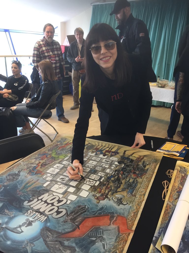 A big thank you to <a href="/julietlandau/">Juliet Landau</a> and everyone else for signing the original artwork for the Official Wales Comicon 10th Anniversary Poster. 💝 🙏 updates for the charity auction will be posted on my site gavinrodrigues.com facebook.com/monkeyspaint 🐒 🎨 #WCC10 <a href="/walescomiccon/">Wales Comic Con</a>