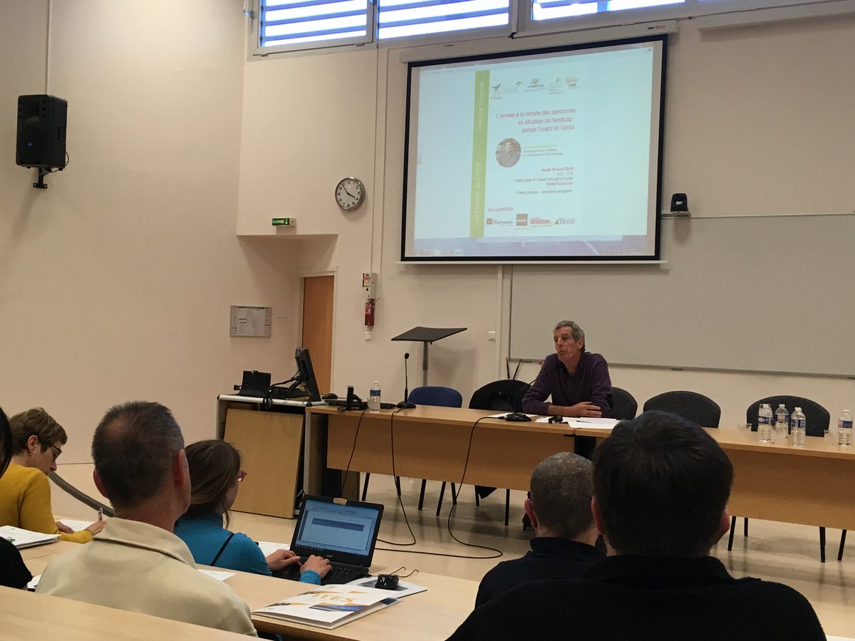 Archipel29's tweet photo. Nous étions présents au colloque organisé par l'ITES​ Brest sur le thème de l'arrivée en retraite des personnes en situation de Handicap. L'occasion de réfléchir aux enjeux, afin d'articuler au mieux cette transition de vie entre activité professionnelle et arrivée en retraite. https://t.co/y9FLROT7pn
