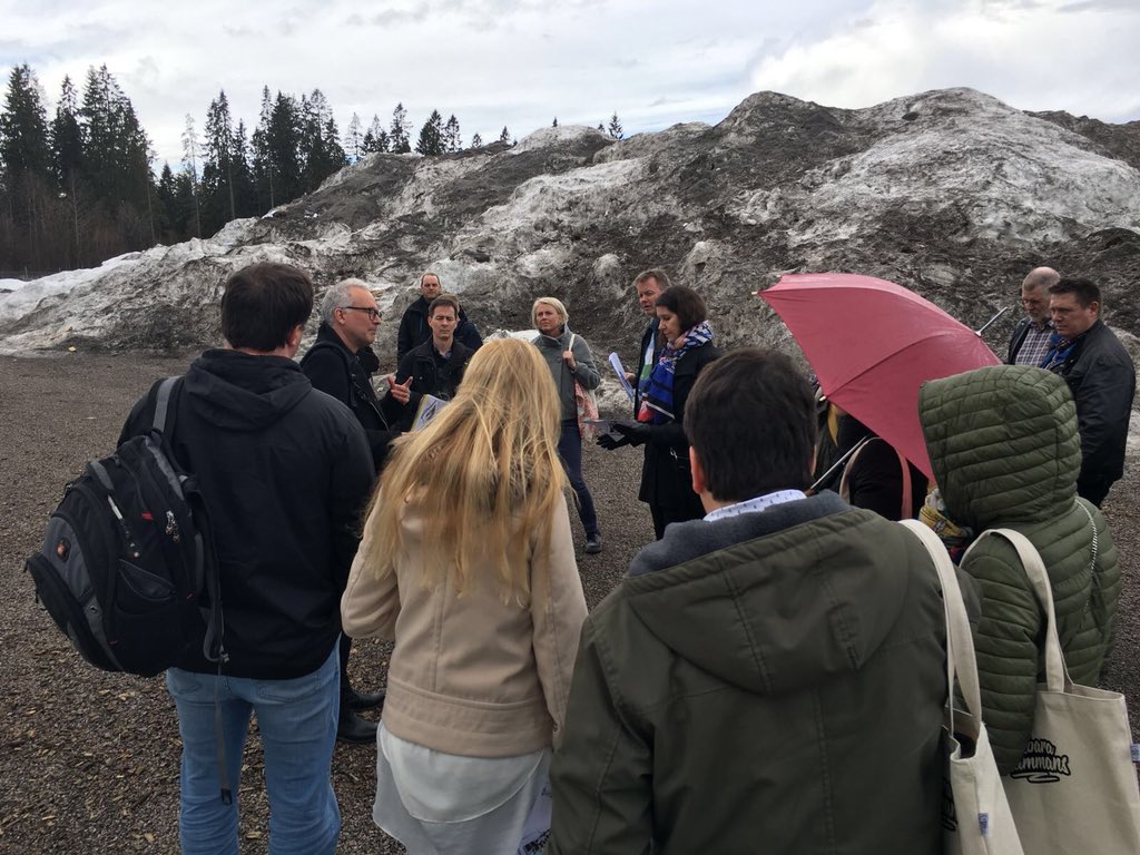 Interreg_CLEAN's tweet photo. 📸 #CLEANproject partners are now learning about #SnowCooling and heat  at #Sundsvall hospital as part of study visit 2. https://t.co/C2mJtZq2Yv