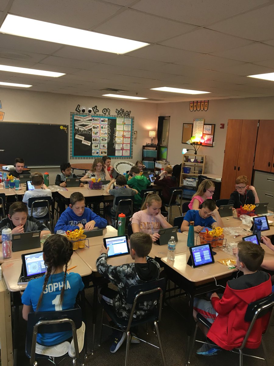 abstenger's tweet image. Can’t wait until we are one to one devices next year! #learningwithtechnology #Proud2bMPS