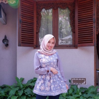 #BanggaBerbatik #NewProfilePic #LGRlyfe #effortlesslychic