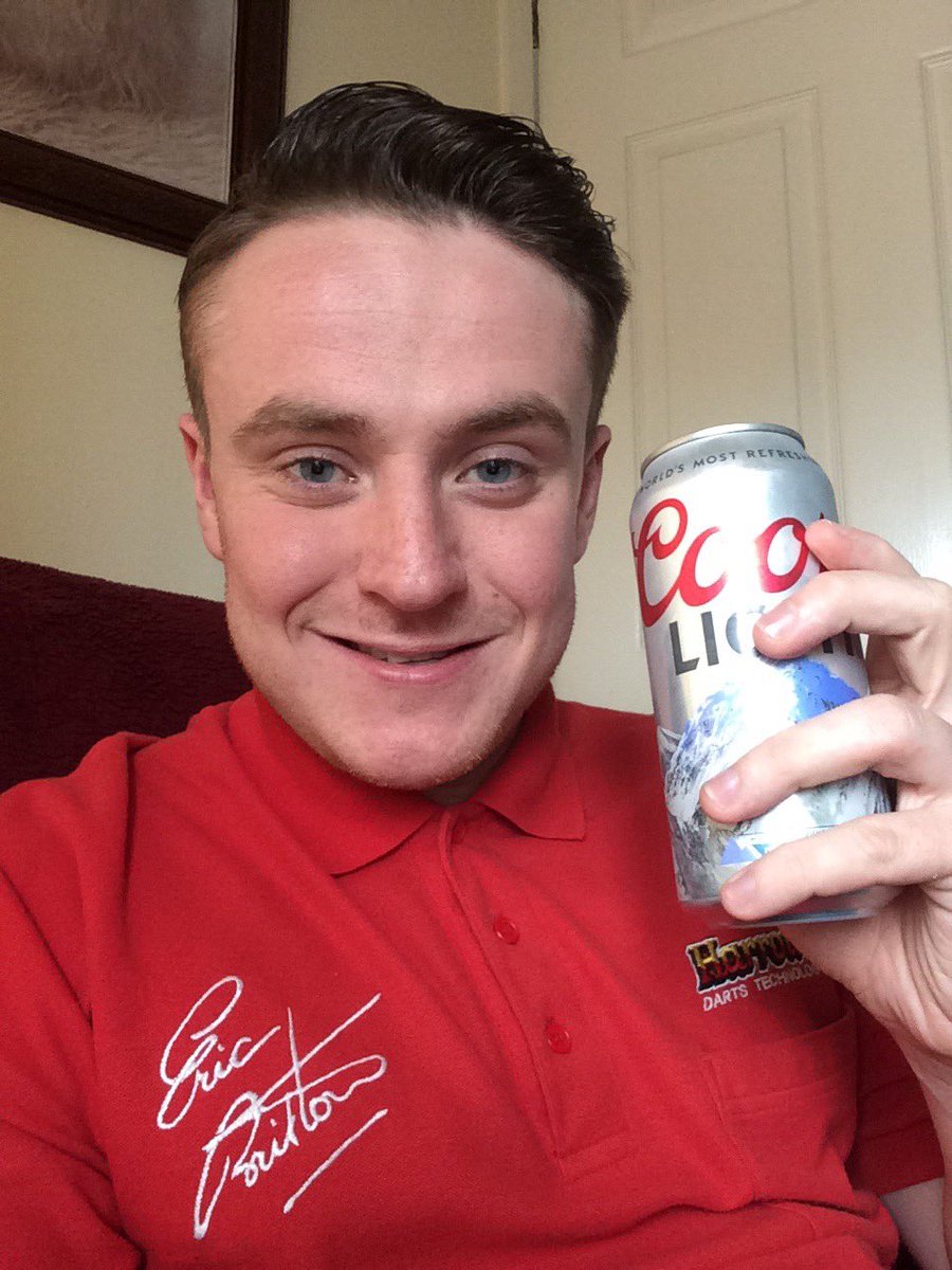 JakePerry1994's tweet image. Have a drink to celebrate the life and times of MY and THE greatest darts player ever to grace the o he @ericbristow ... only saw you a few weeks ago but it's something I'll cherish.... love and miss you Brissy.. thanks for the memories ❤️ RIP pal...  cheers