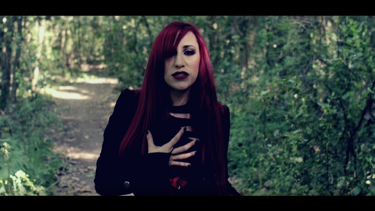 VampireProds's tweet photo. Don't Look Back, nuevo videoclip de @LAS_band
Dirigido por Henry Menacho Filmmaker- Kronic Produccions
https://t.co/l6wUoiXpmf
#symphonicmetal #lightamongshadows #don'tlookback #underthewaves #newvideo #henrymenacho https://t.co/DNJmJzLwyo