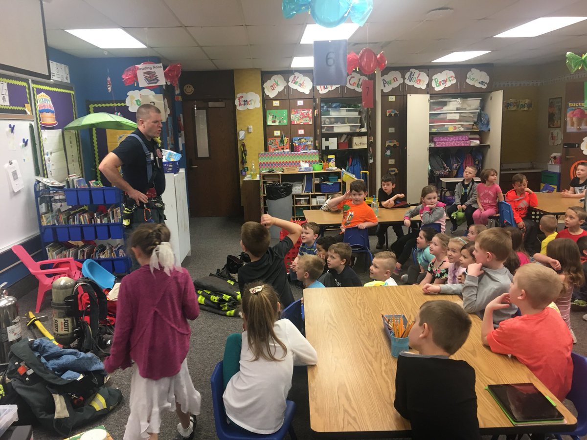 We had some great parents come in and explain their careers for our career week! #edeneagles