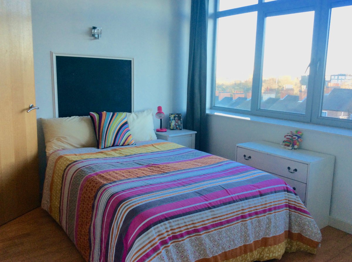 fish4accomm's tweet photo. #nottinghamflat #studentflat #2bedroomflat available for #september2018 call Kristi 07747630680. https://t.co/EA4ljeeZvh