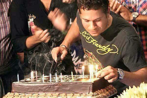  birthday to the God of cricket..... Sachin Tendulkar            