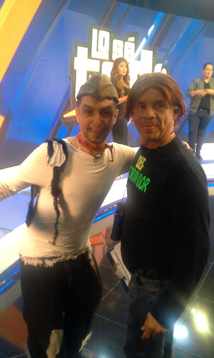AlertaHumor's tweet photo. Homenajes de corazón #cantinflas #grandemaestro en @LoSeTodoCol https://t.co/yDRF8LgFDW