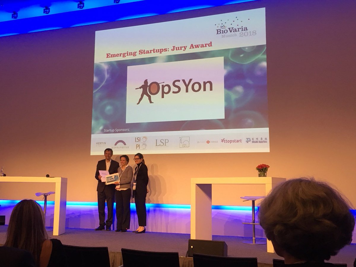 hopfnerlab's tweet photo. Nadja, Laia and the team of Opsyon from our #antibody subgroup won the jury award for emerging startups @BioVaria 2018!
Congratulations!
#CD47 #Immunotherapy #GeneCenter @LMU_Muenchen https://t.co/tdob9feKp6