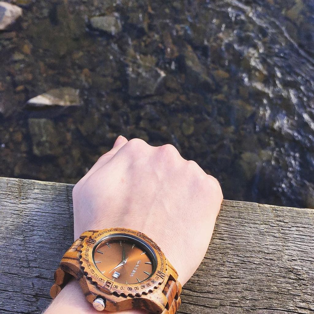 Going with the flow 🏞️ 
#kochibanation
.
.
.
.
.
#wotd #womenswatch #unisexwatch #woodwatch
#wood #woodworking #wooden #wooddesign #minimalwatch #watchesofig #watchfam #menswatch #watches #wristgame #womenofstyle #womensfashion #giftforher #menofstyle #mensfashion #menswear