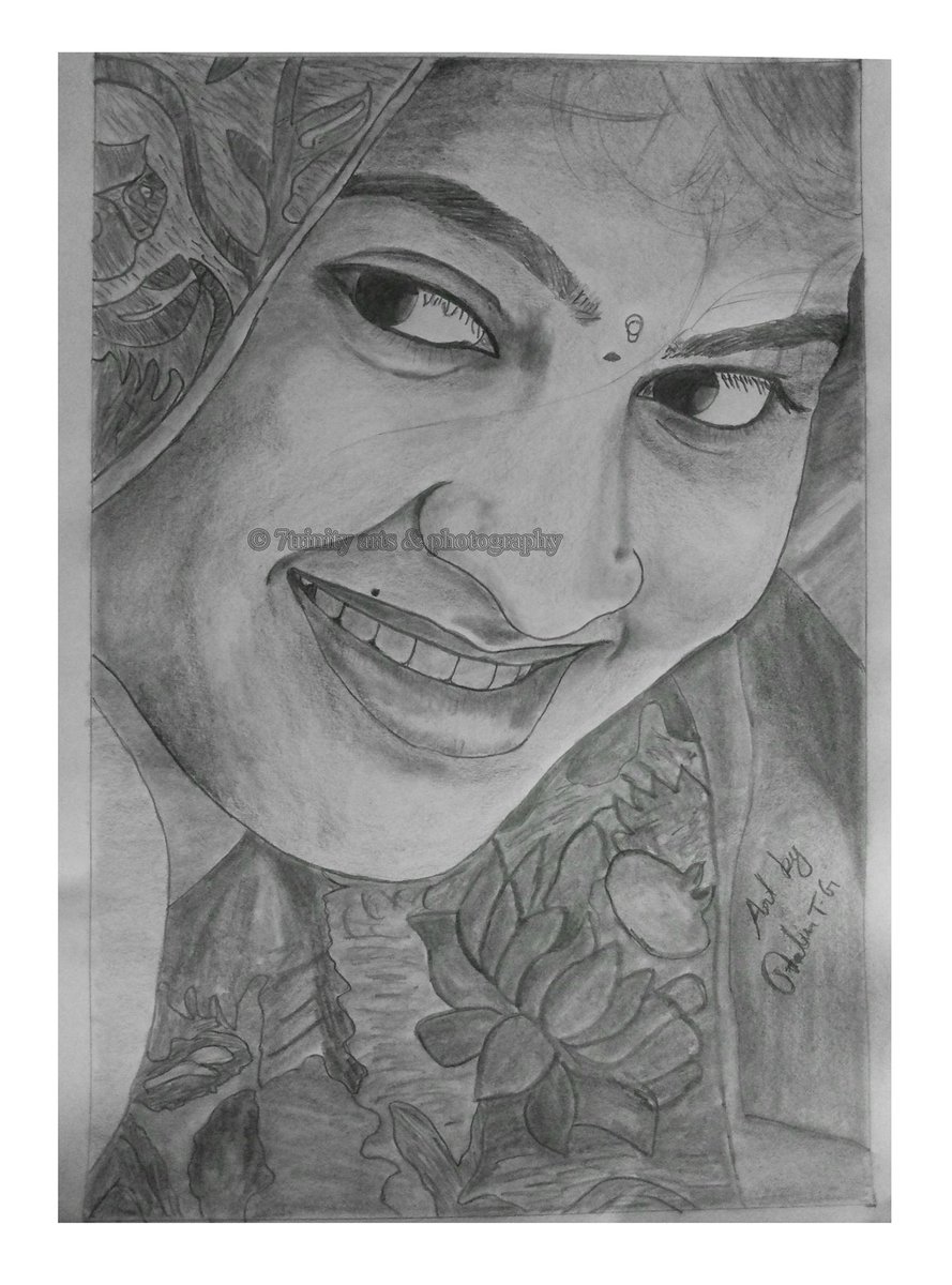 tgstalin's tweet photo. wish you a many more Happy returns of the day to my dear Sister(akka,didi) #RachithaDinesh ,I pray to God for all your success.God Bless you.I dedicate this art to you sister.🎂🎂🎂❤️❤️❤️🙏🏻🙏🏻🙏🏻😍😍😍#Art #sketch #portraitart https://t.co/IU7UDoXq8H