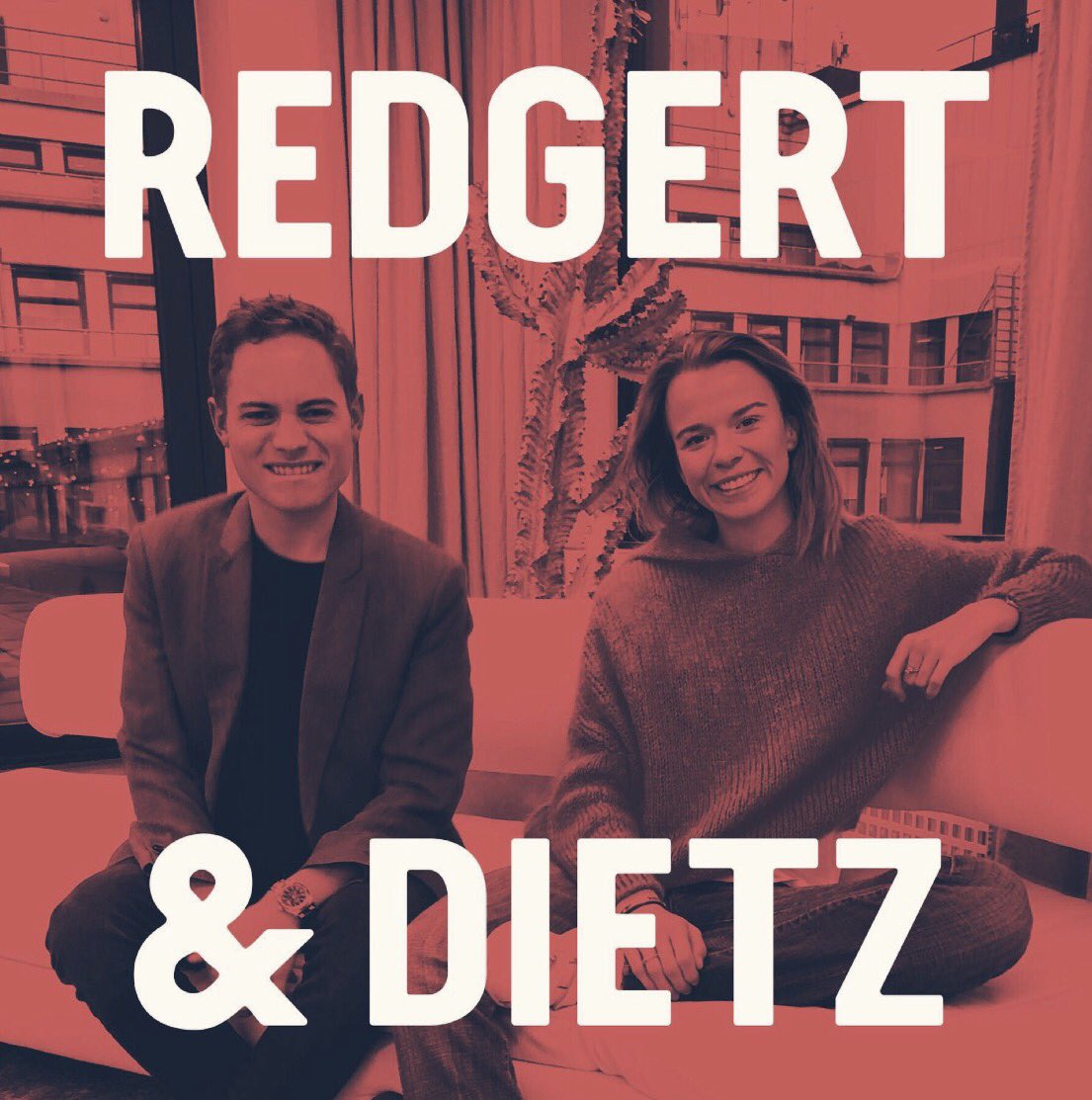 EricssonEbba's tweet photo. Bloggar hos Mormor och lyssnar på @daniel_redgert &amp; Margaux Dietz 🎧

https://t.co/RlQ8Odl97i https://t.co/mO1Fk9JieX