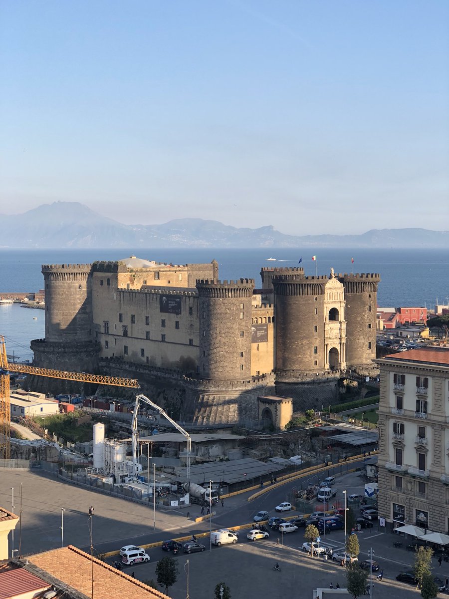 fattoincasapibu's tweet photo. Ecco alcuni panini presentati ieri, durante l'evento dedicato a LSDM #CaputoChefProject nella bellissima cornice di Renaissance Naples Hotel Mediterraneo.
#LSDM11
#MulinoCaputo #Napoli https://t.co/CwAXCoSfST