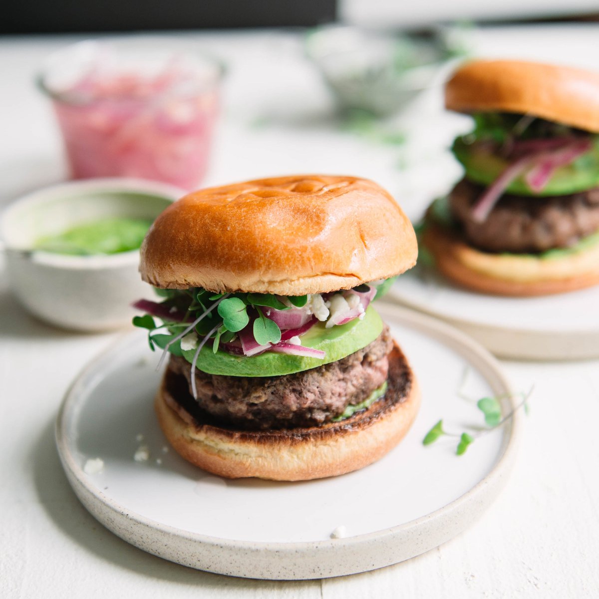 BiRiteSF's tweet photo. Take a bite out of @laurelstreetkitchen 's (better) grass-fed burger ๐ which includes quick-pickled onions, ๐ฅand feta cheese. Link in bio for the recipe! #CertifiedDelicious #betterburger https://t.co/3djpQU39Wq
