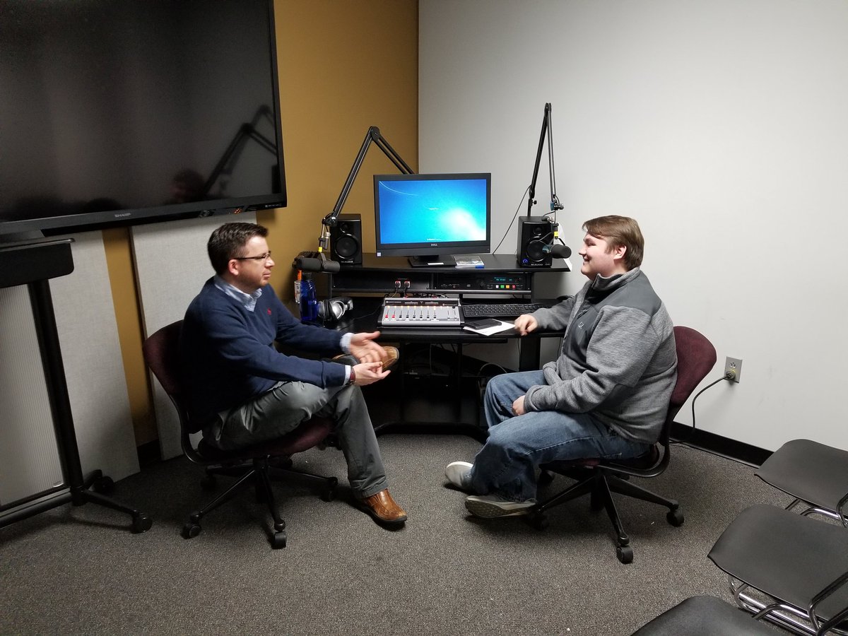 TheRestlessFans's tweet photo. Post-show chat with our Star Wars expert and @UAkron 2017-18 Outstanding Teacher Award Winner  @JuanE_Contreras! Look out for a NEW episode releasing TODAY! https://t.co/TIjGSMd8L4