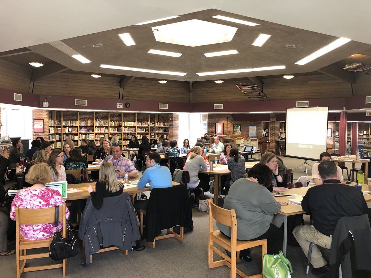 dr_depasquale's tweet photo. Packed house! Awesome conversations happening about teaching and learning #icicrt https://t.co/3R7OeibTiu