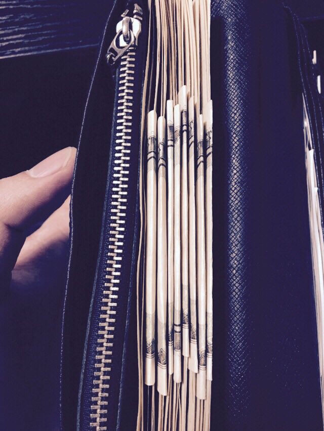 suguru_Lexus's tweet photo. 現状取り扱ってる案件

◯ 融資案件（ブラック 可）
◯ ゼロ円転売
◯ 仮想通貨取引
◯ バイナリーオプション講義

などなど様々ありますので
興味のあるものがございましたら
是非ご連絡下さい😊

行動を起こすことから始めましょう‼️ https://t.co/uMOrLzlJUb