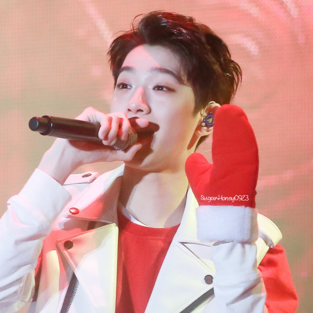 sugarhoney0923's tweet photo. 관린나잇 😁🌙 #라이관린 https://t.co/CuPC9N0xzF
