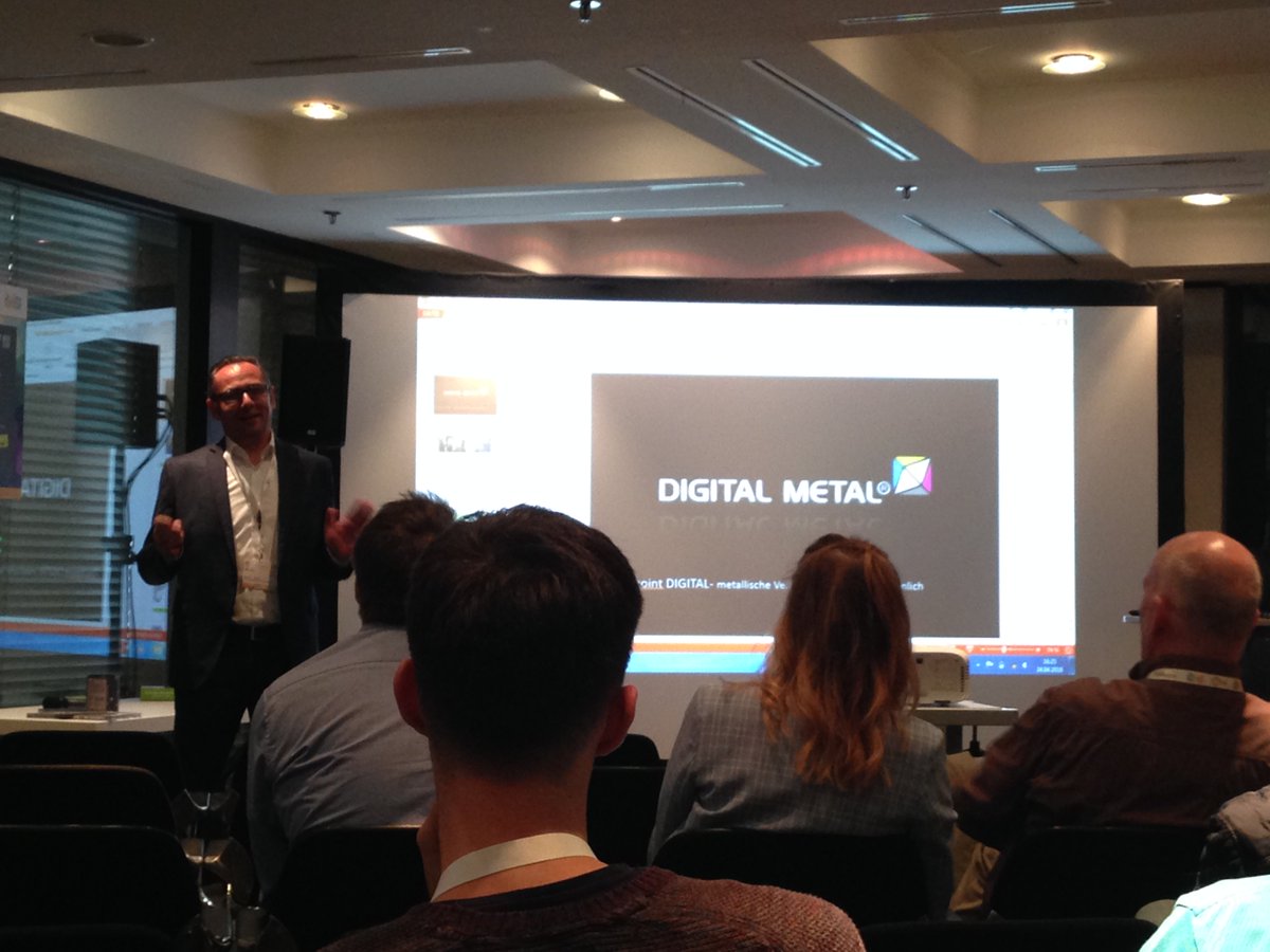 DIGITAL_METAL's tweet photo. @DIGITAL_METAL ist heute und morgen auf der #PrintDigitalConvention in Düsseldorf live zu erleben. Der Vortrag zusammen mit Anders Drucken war ein Erfolg! https://t.co/tmEzAdDnIa
