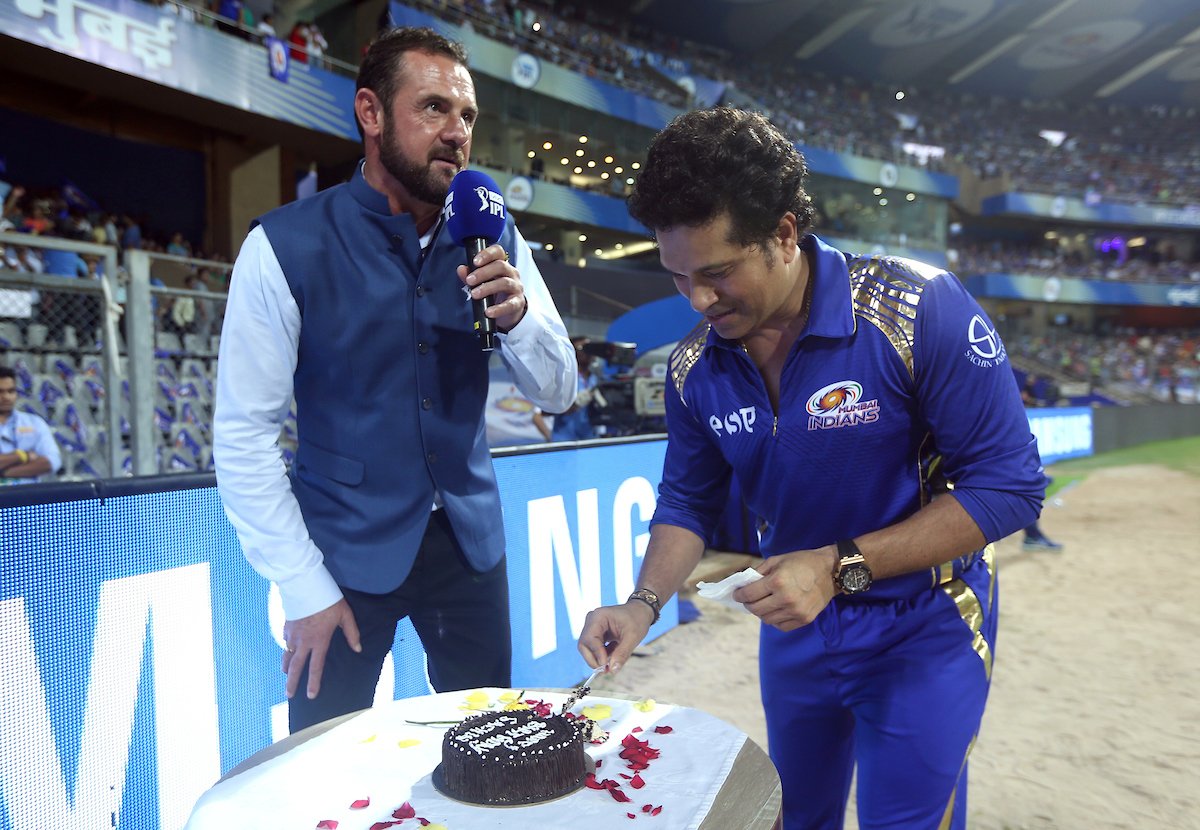 Sachin is celebrating his 45th birthday today. (MI Twitter)