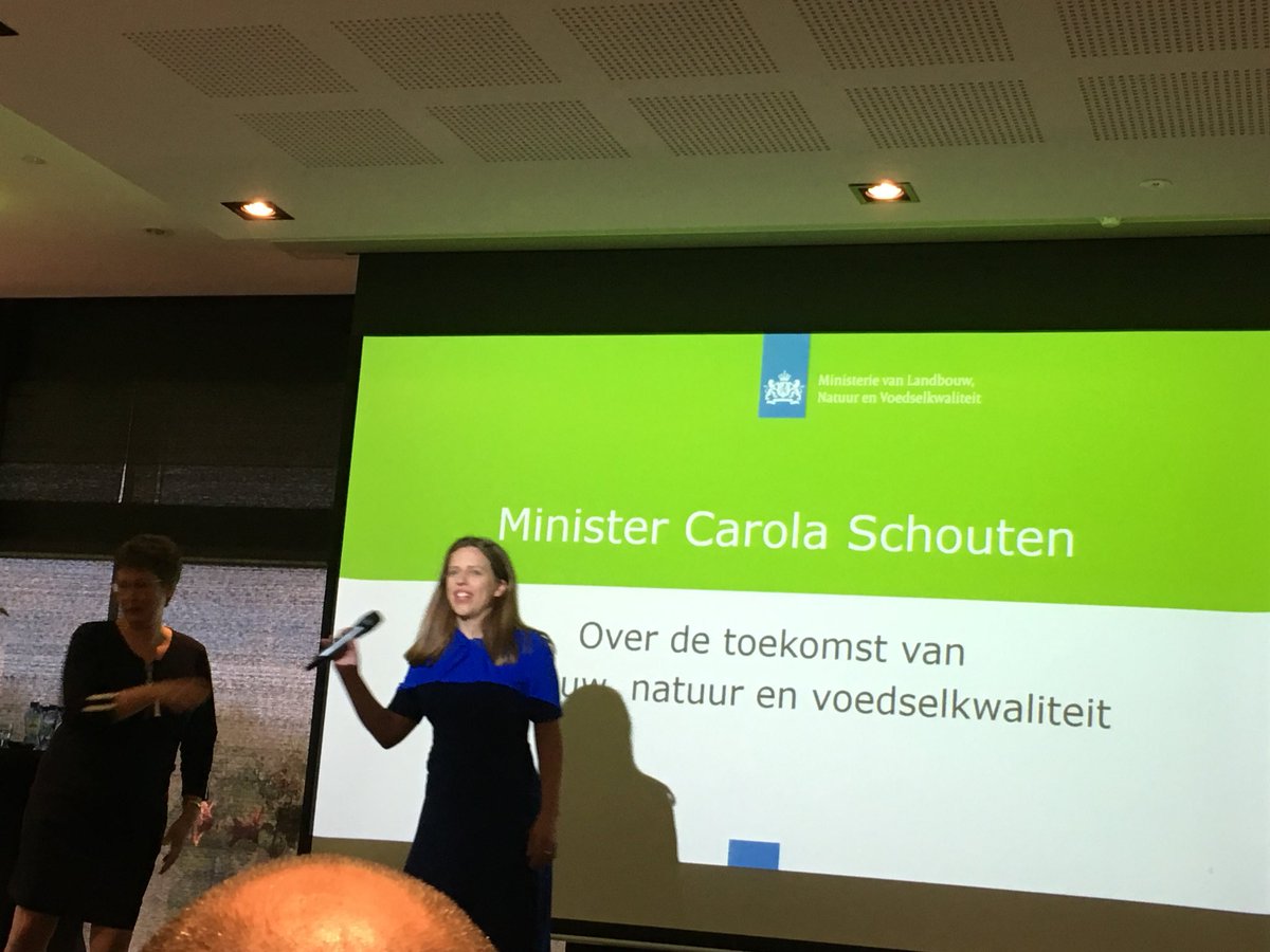 LGrootentraast's tweet photo. Positieve bijeenkomst in Zwolle #bottum-up#kans gekregen mee te helpen denken bij 1e aanzet tot lange termijn visie van LNV https://t.co/Plh3rJqr4d