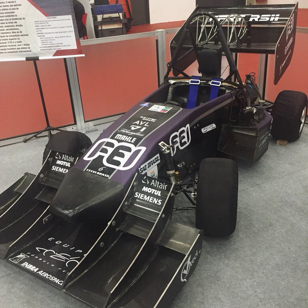 FEI_online's tweet image. A FEIMEC começou e o estande da FEI aguarda a sua visita! Além do veículo Fórmula Combustão e Projeto SAMPE, palestras com professores serão apresentadas. O evento começou hoje (24) e vai até sábado, 28 de abril. #FEI #FEIMEC #Engenharia #Administração #CiênciaDaComputação