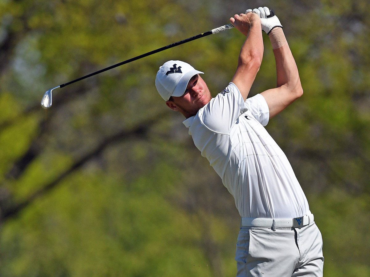 Freshman Matthew Sharpstene continues to pace the Mountaineers at the 2018 Big 12 Golf Championship. 

READ: wvusports.co/2Hng79f
