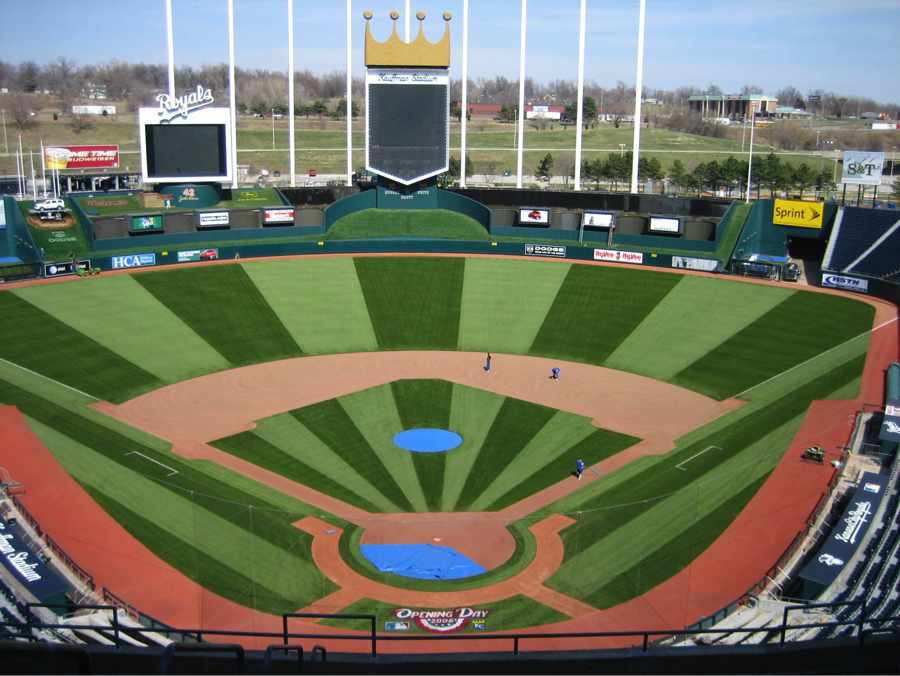 XRiteColor's tweet photo. What do #baseball and #metamerism have in common? Learn about the optical illusion that can trick your eyes and wreak havoc on your color control program. https://t.co/hdfsAsMsHh https://t.co/07FV8t1dwz